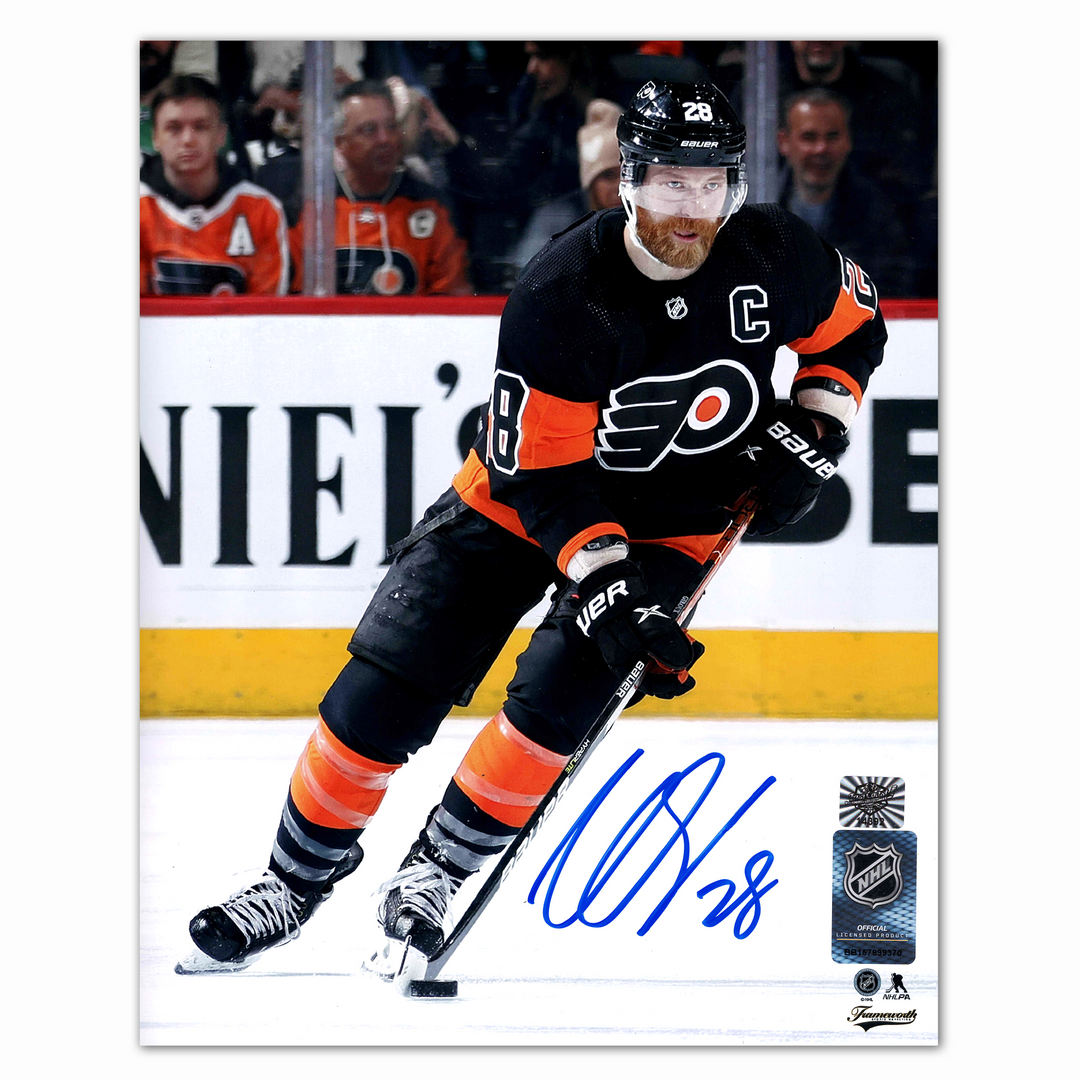 Claude Giroux Autographed Philadelphia Flyers Alternate 8x10 Photo