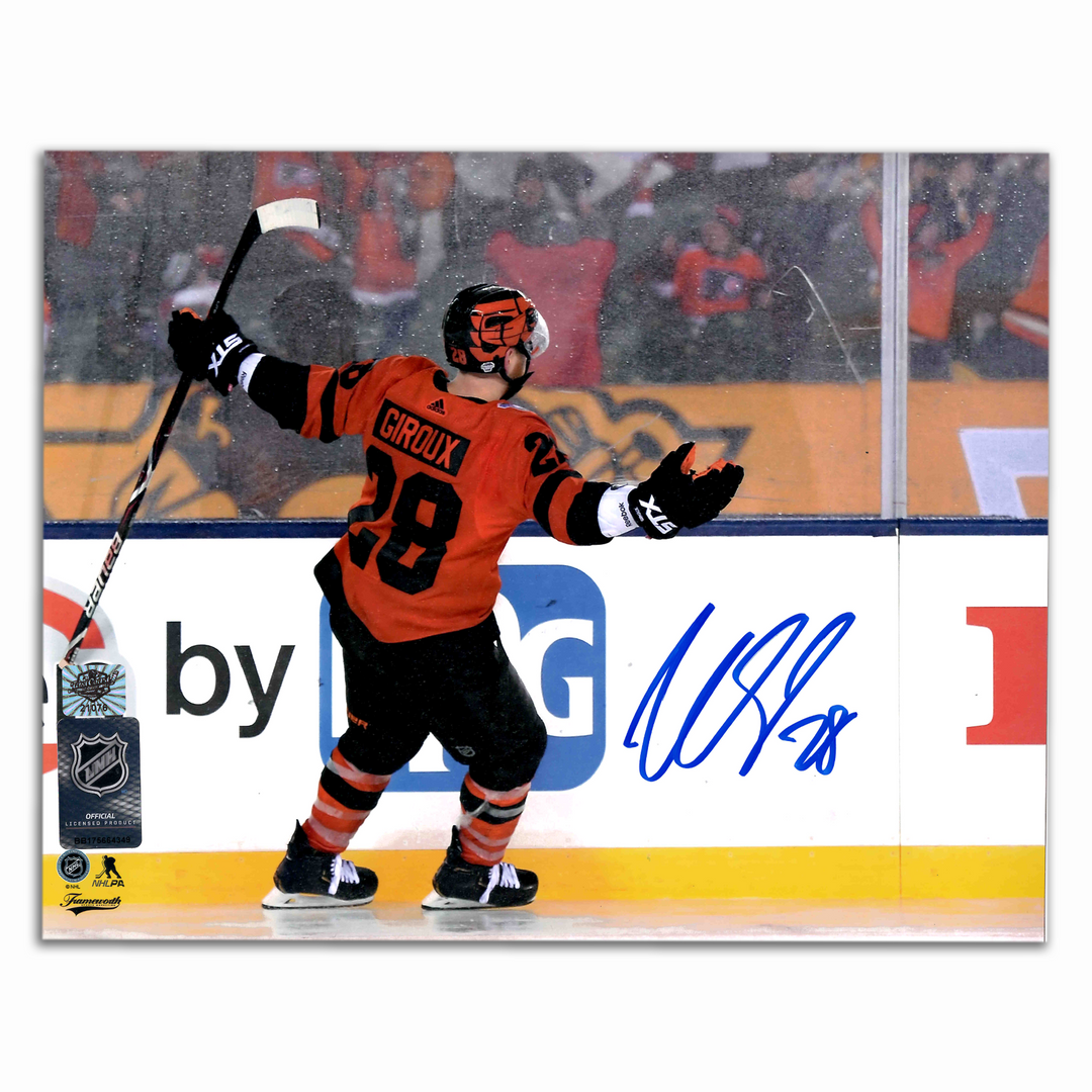 Claude Giroux Autographed Philadelphia Flyers Winter Classic 8x10 Photo