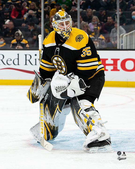 Pre-Order - Linus Ullmark Autographed Boston Bruins Home 8x10 Photo