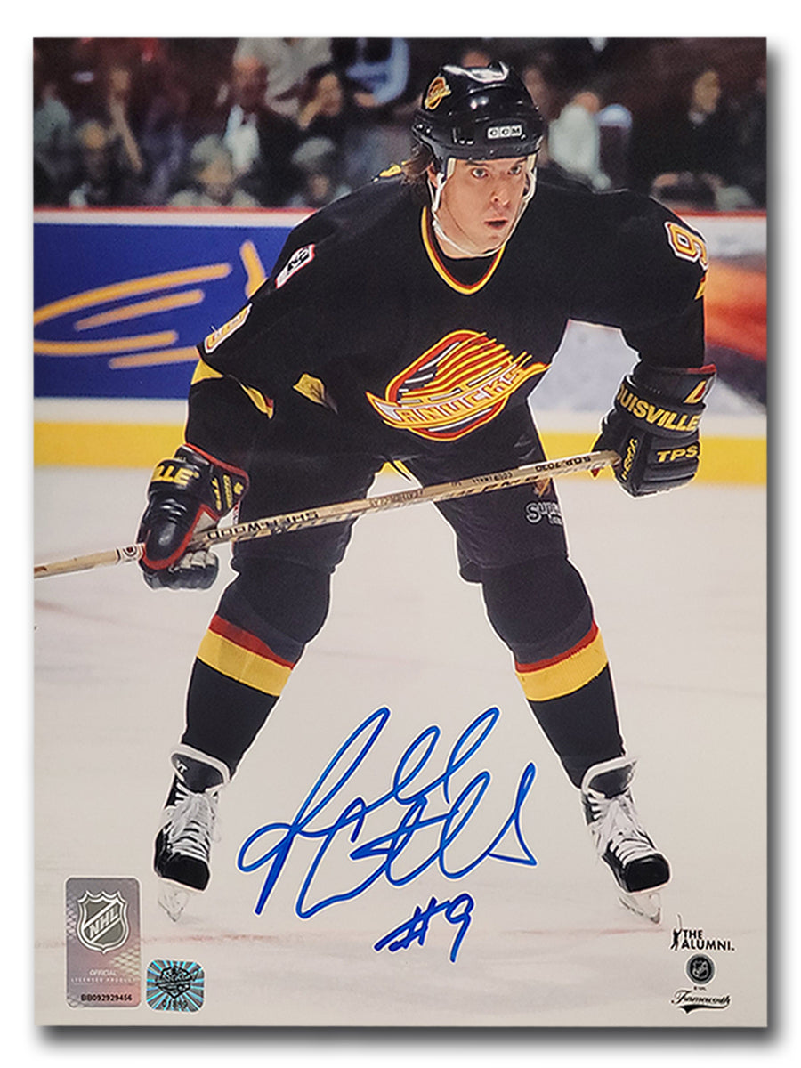 Russ Courtnall Vancouver Canucks Autographed 8X10 Photo