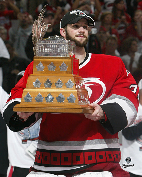 Pre-Order - Cam Ward Autographed Carolina Hurricanes 2006 Conn Smythe Trophy 8x10 Photo