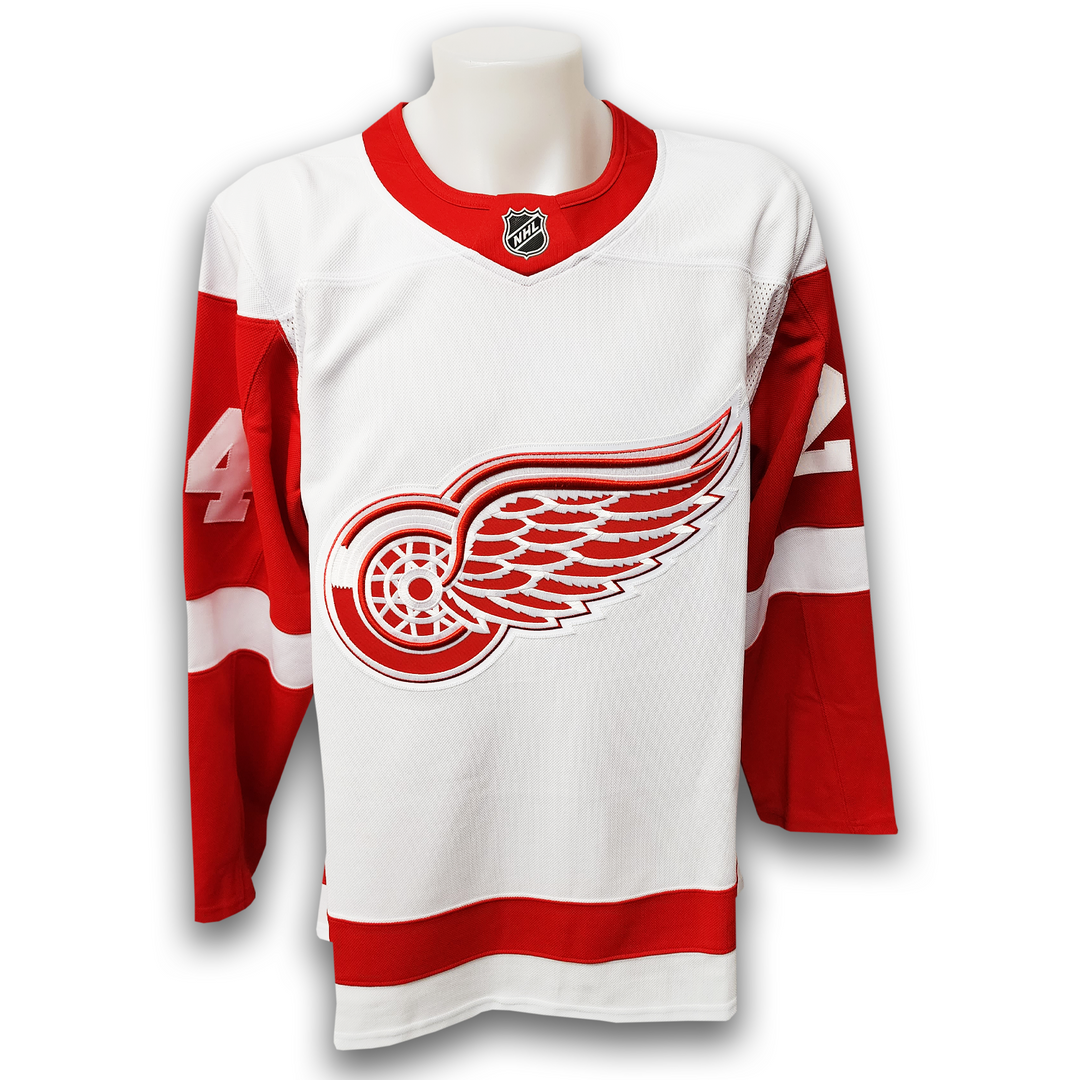 Chris Chelios Autographed Detroit Red Wings Away Fanatics Premium Career Jersey