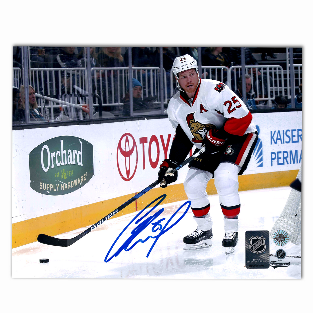 Chris Neil Autographed Ottawa Senators Away Horizontal 8x10 Photo