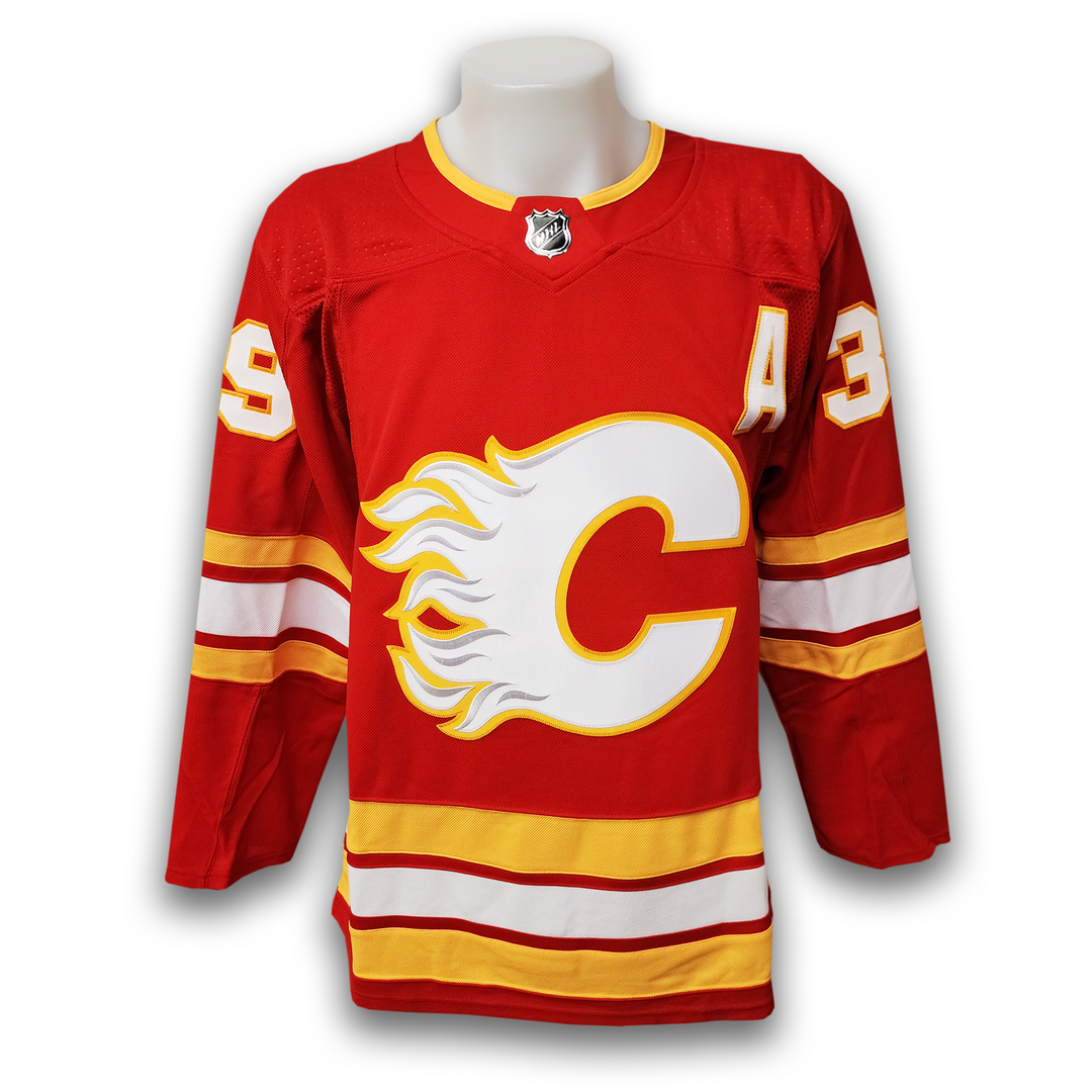 Doug Gilmour Autographed Calgary Flames Adidas Jersey Inscribed