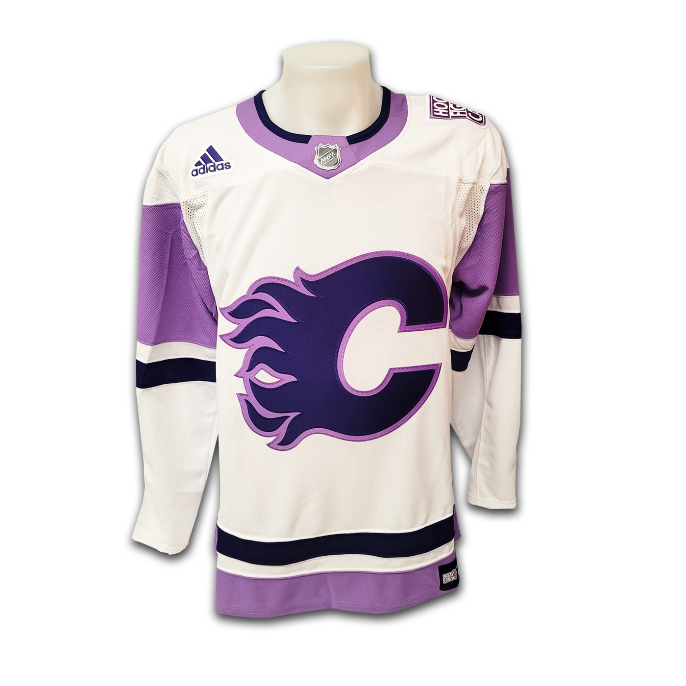 Elias Lindholm Calgary Flames 2022 Hockey Fights Cancer Adidas Jersey
