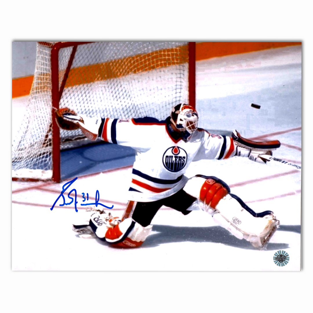 Grant Fuhr Autographed Edmonton Oilers Away Horizontal 8x10 Photo