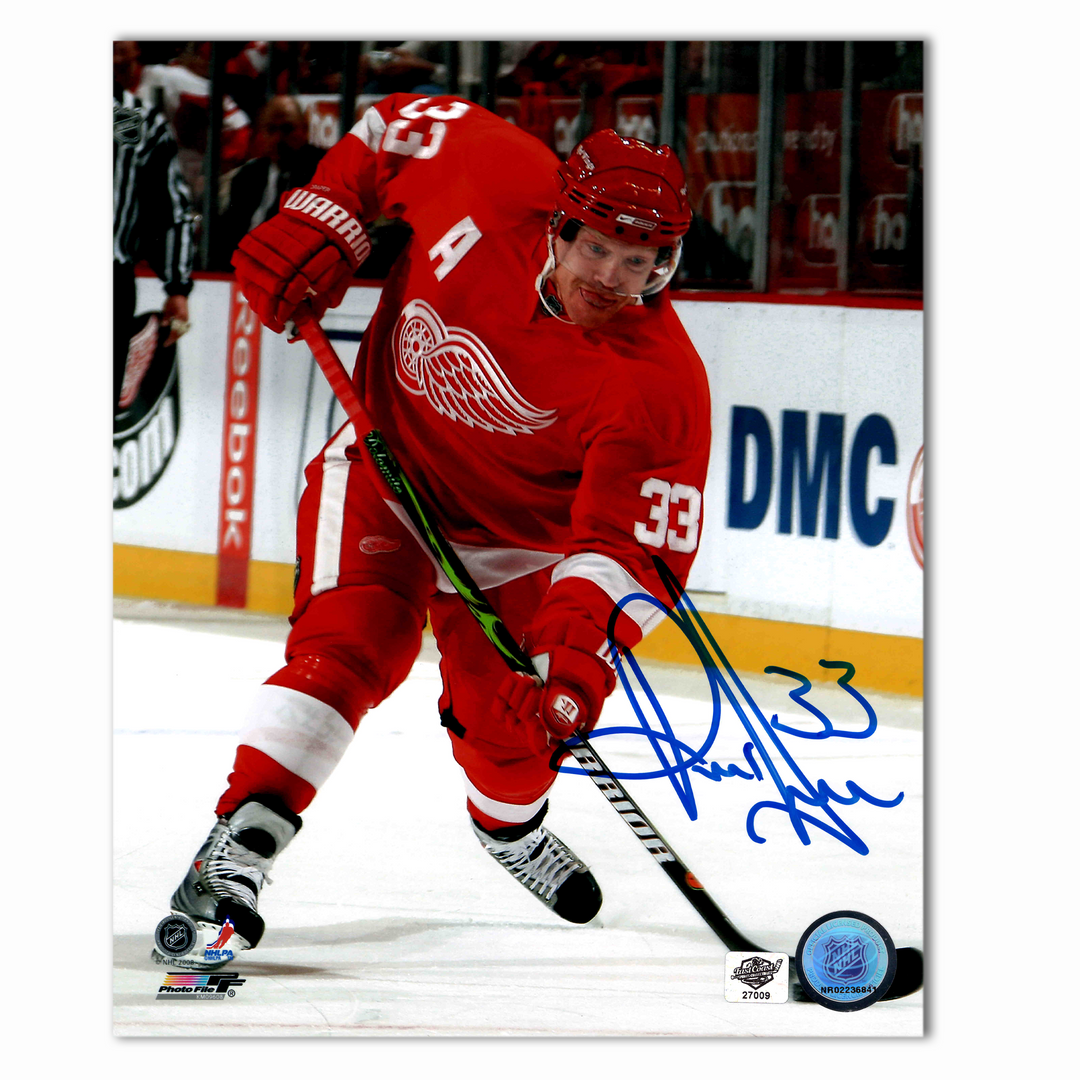 Kris Draper Autographed Detroit Red Wings Vertical Home 8x10 Photo