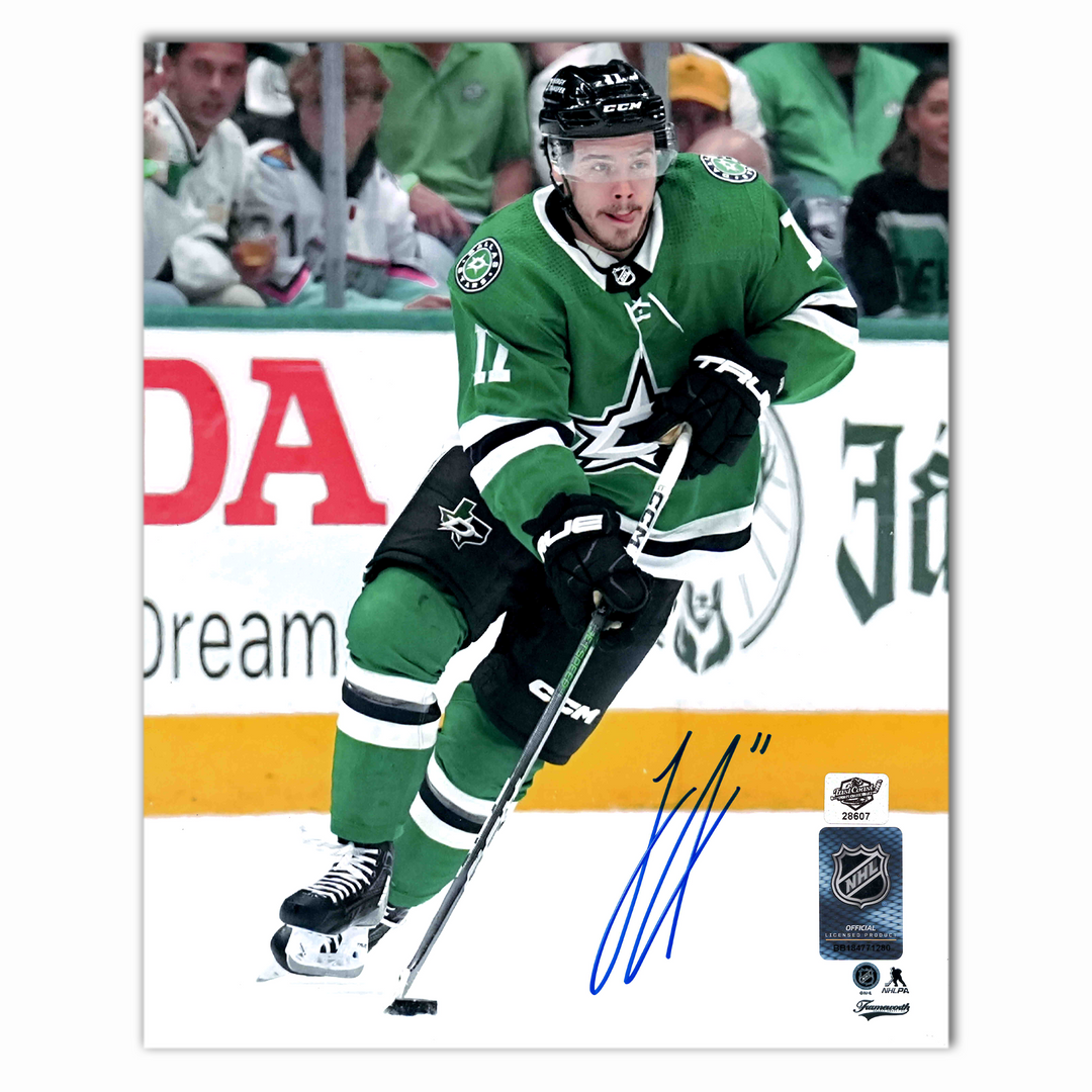 Logan Stankoven Autographed Dallas Stars Home 8x10 Photo