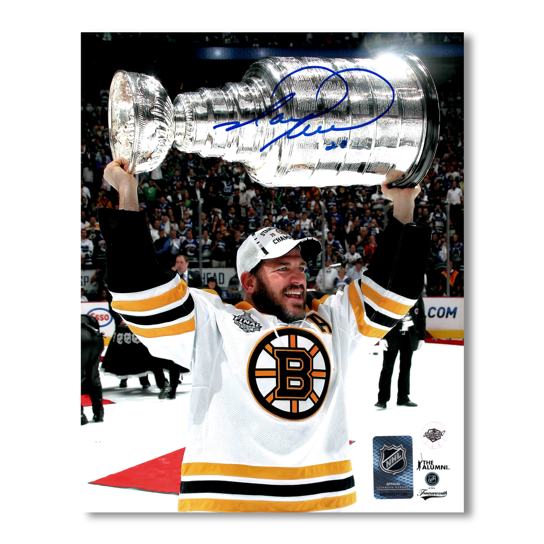 Mark Recchi Autographed Boston Bruins 2011 Stanley Cup 8x10 Photo