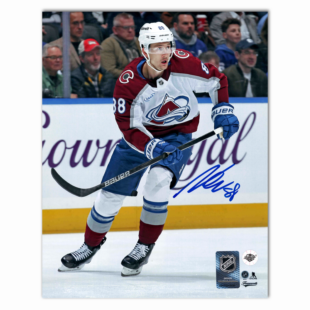 Martin Necas Autographed Colorado Avalanche Away 8x10 Photo