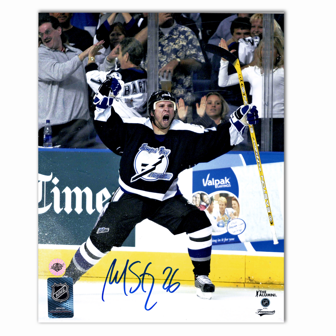 Martin St. Louis Autographed Tampa Bay Lightning Cheering 8x10 Photo