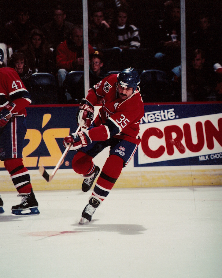 Pre-Order - Mike McPhee Autographed Montreal Canadiens Home 8x10 Photo (Shooting)