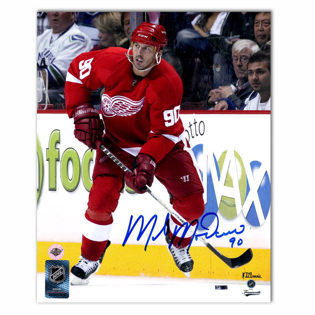 Mike Modano Autographed Detroit Red Wings 8x10 Photo