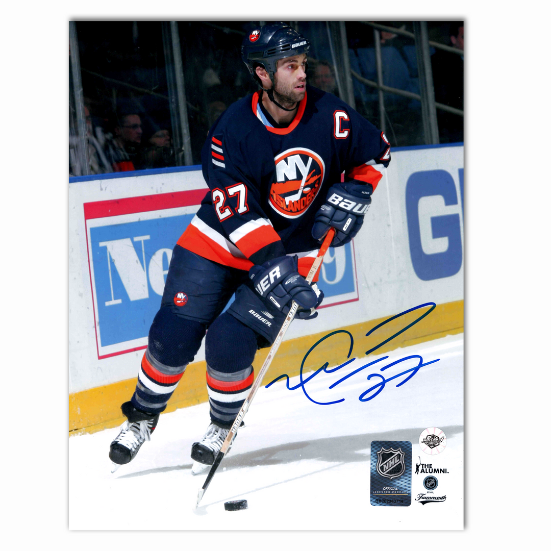 Mike Peca Autographed New York Islanders Home 8x10 Photo