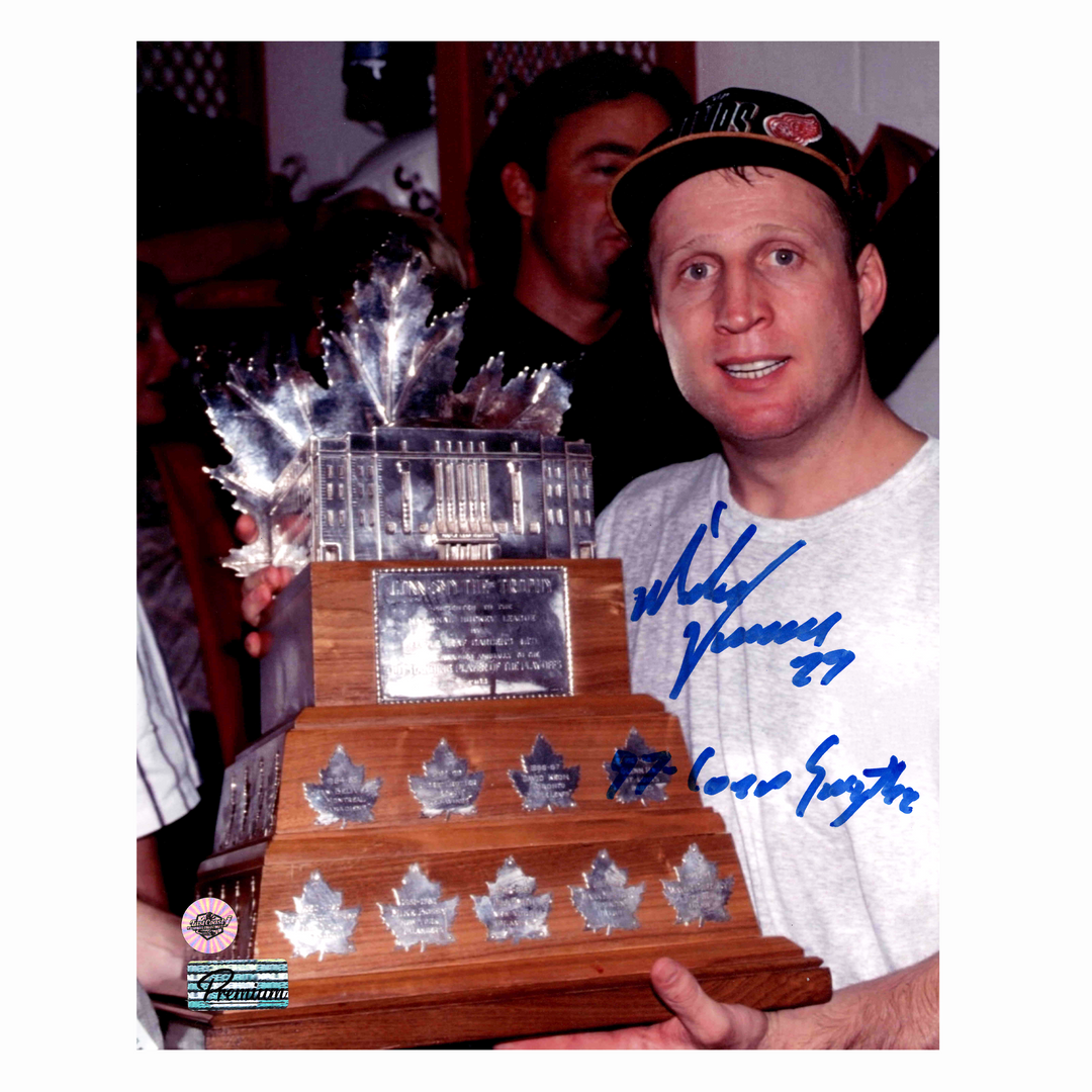 Mike Vernon Autographed Detroit Red Wings Conn Smythe 8x10 Photo