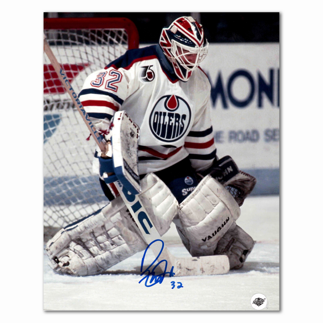 Ron Tuggnutt Autographed Edmonton Oilers Away 8x10 Photo