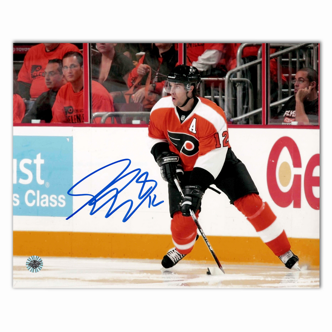 Simon Gagne Autographed Philadelphia Flyers Home Horizontal 8x10 Photo
