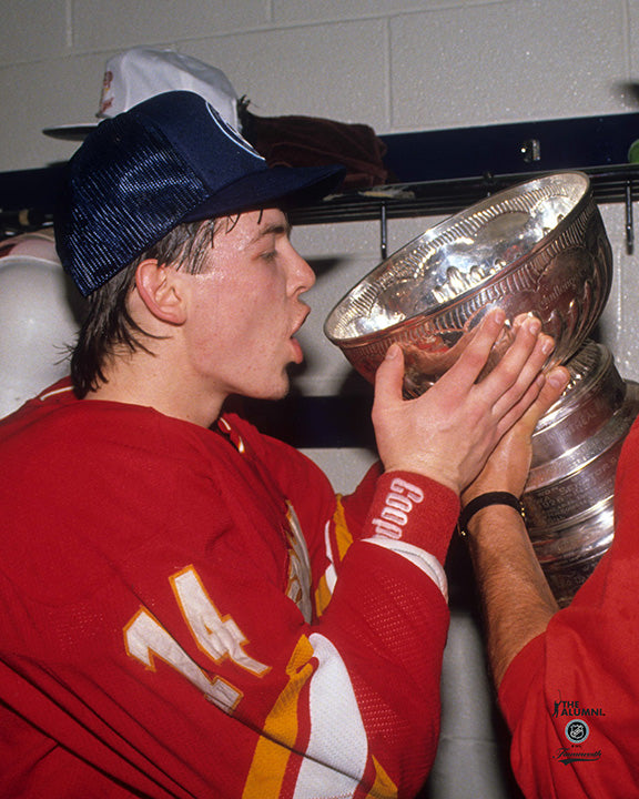 Pre-Order - Theo Fleury Autographed Calgary Flames 1989 Stanley Cup 8x10 Photo