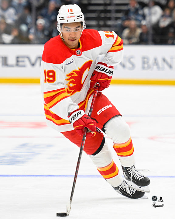 Pre-Order - Zayne Parekh Autographed Calgary Flames Away 8x10 Photo
