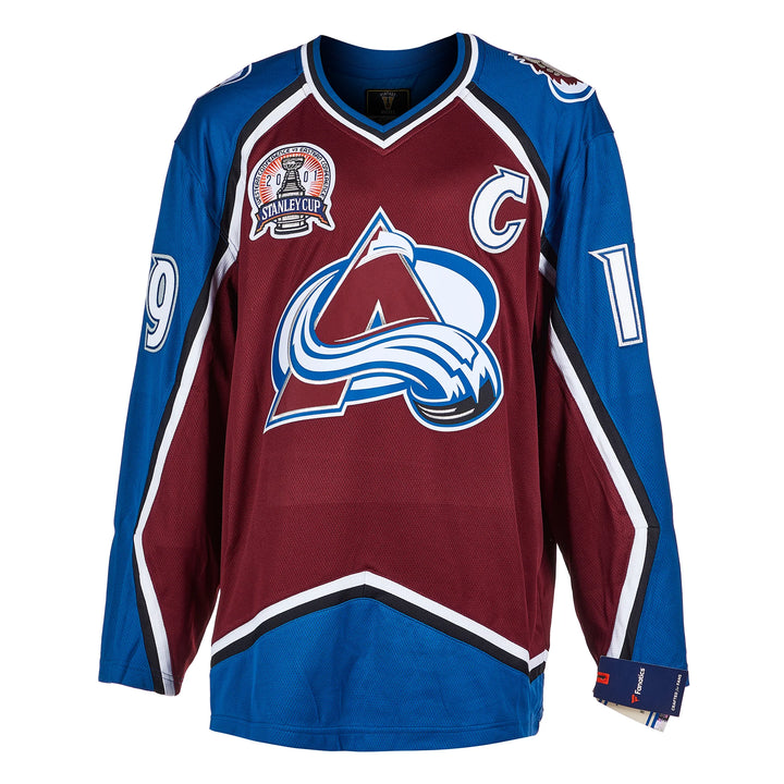 Joe Sakic Colorado Avalanche Autograhed 2001 Stanley Cup Fanatics Jersey