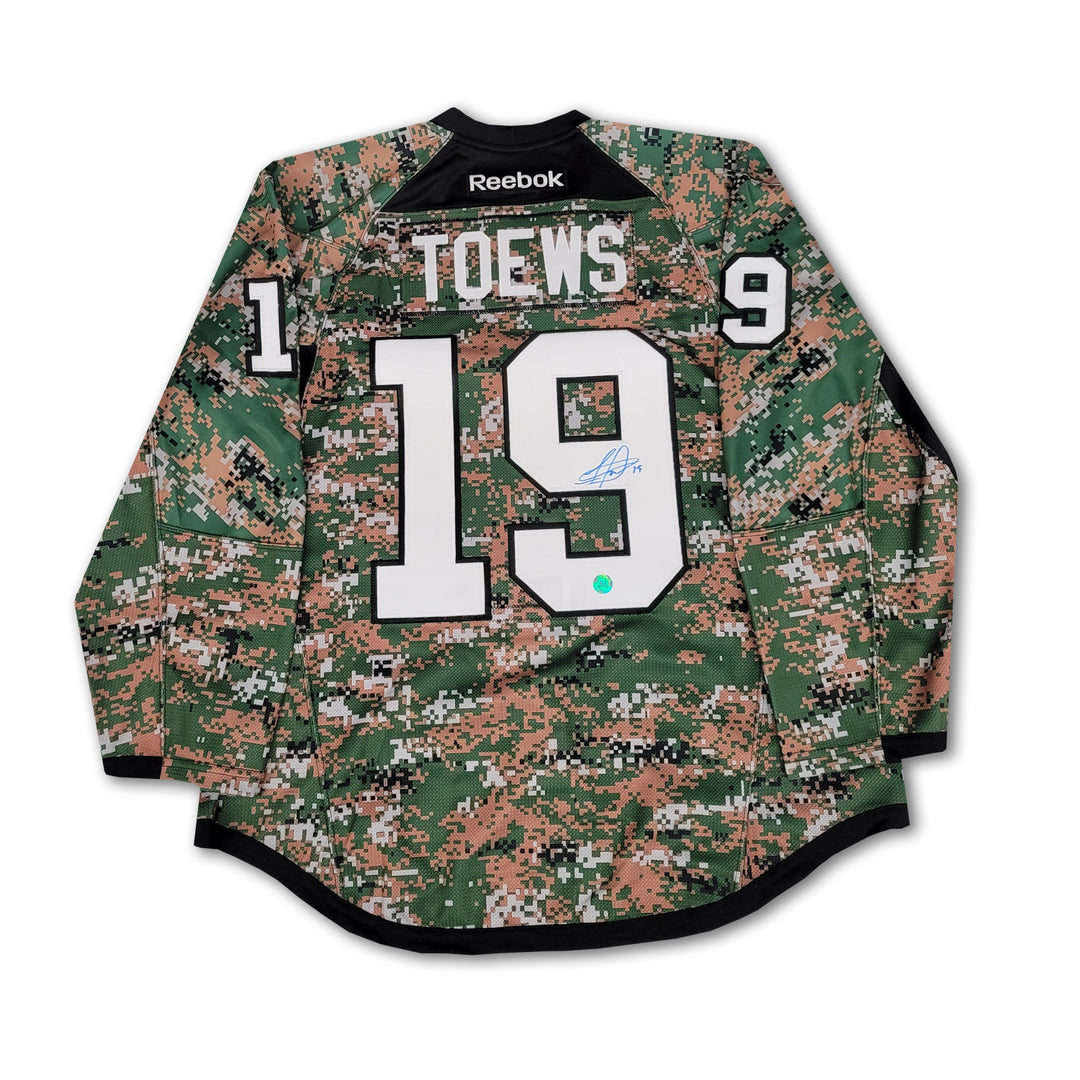 Jonathan Toews 2016 Chicago Black hawks Military Appreciation Night Reebok Authentic Jersey